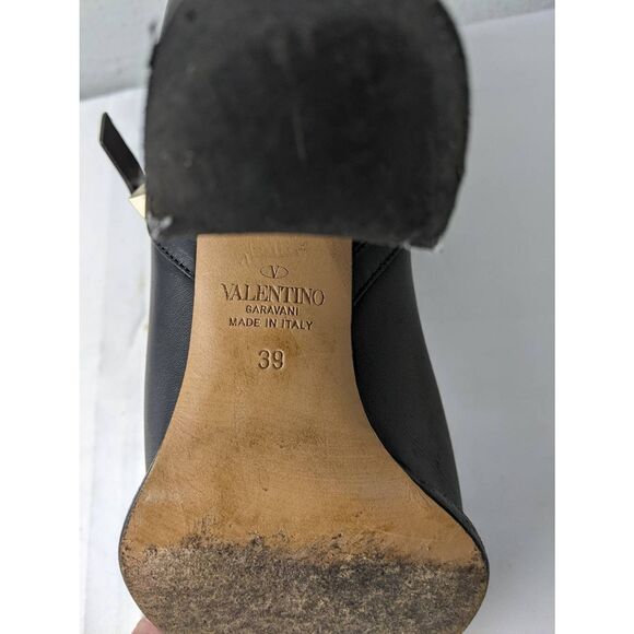 Valentino Garavani Rockstud Ankle Boots Black Leather Booties Size 39 EU 9 US - Picture 10 of 15